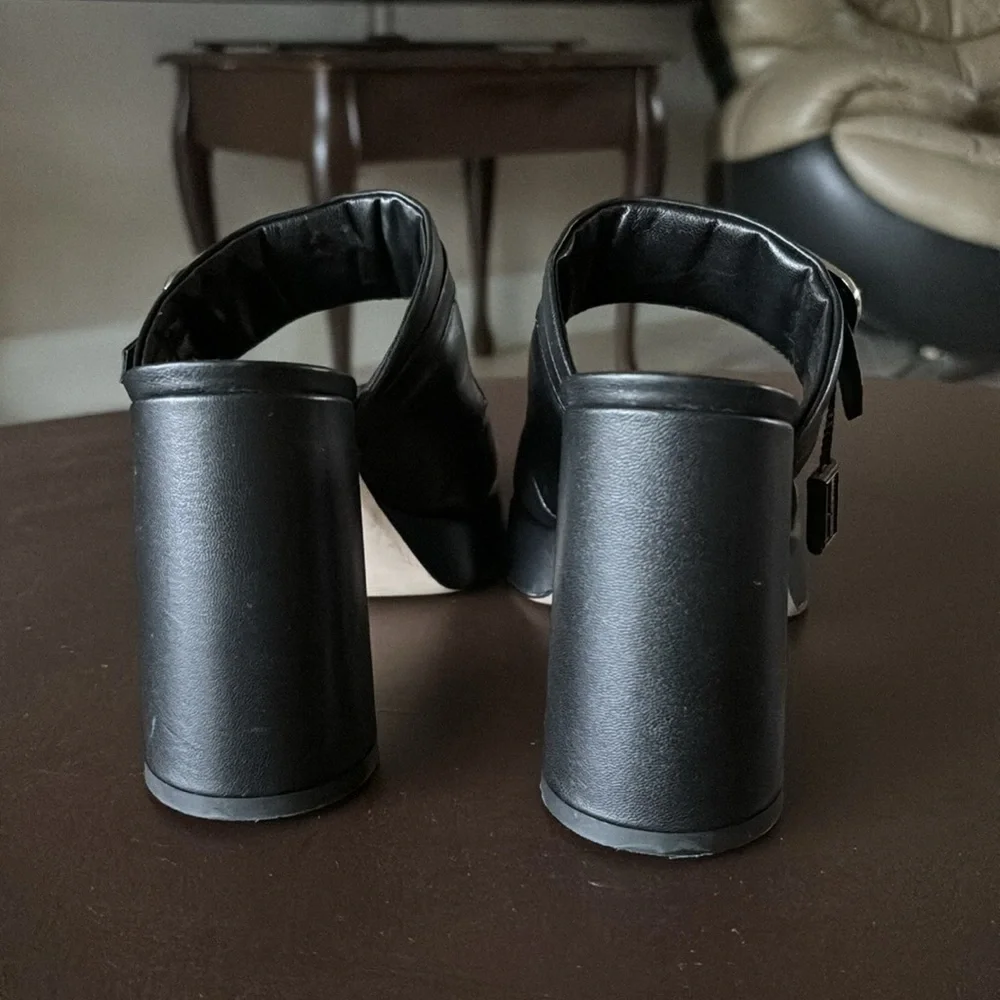 Napoleoni Made in Italy Black Circular Heel - Picture 5 of 9